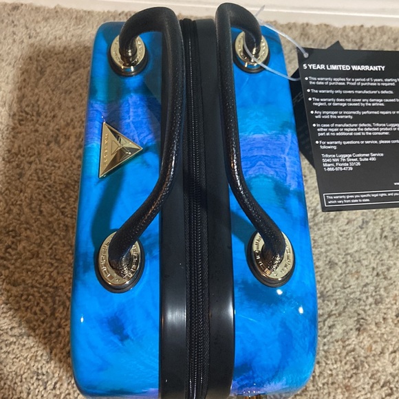 NWT-blue watercolor Hardside Cosmetics Case w/ Crossbody Strap, Organizer - Picture 5 of 15